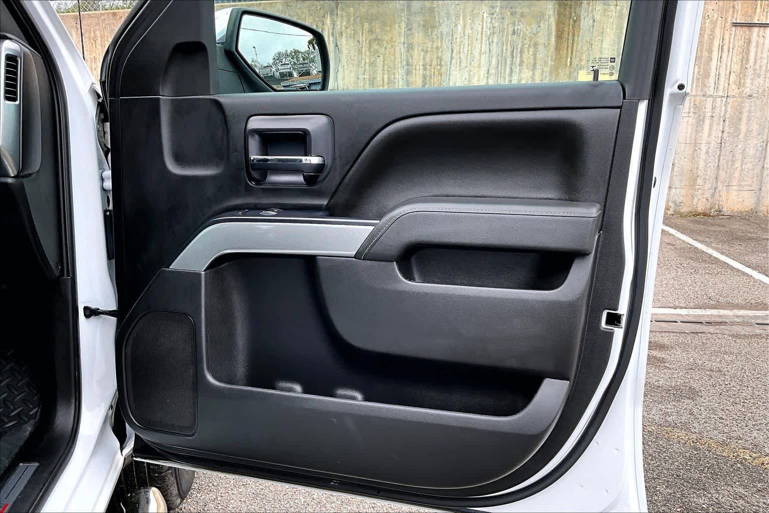 Used 2015 Chevrolet Silverado 1500 LT w/ Custom Sport Edition image 23