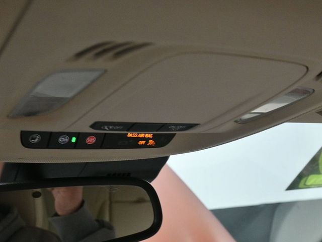Used 2022 Buick Envision Essence w/ Safety Package FWD image 20