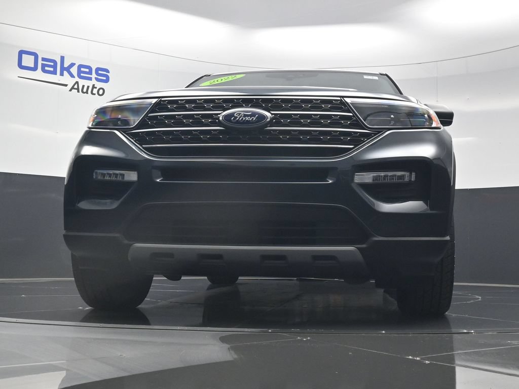 Used 2022 Ford Explorer XLT w/ Equipment Group 202A AWD/4WD image 40
