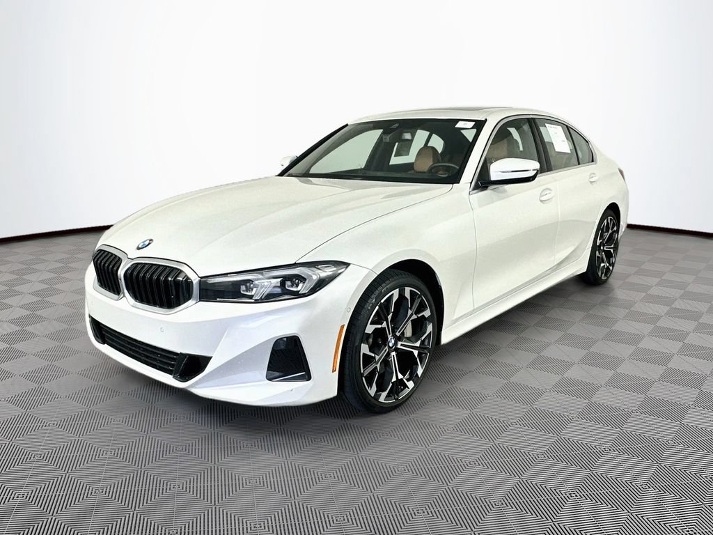 Used 2025 BMW 330i xDrive Sedan AWD/4WD image 4