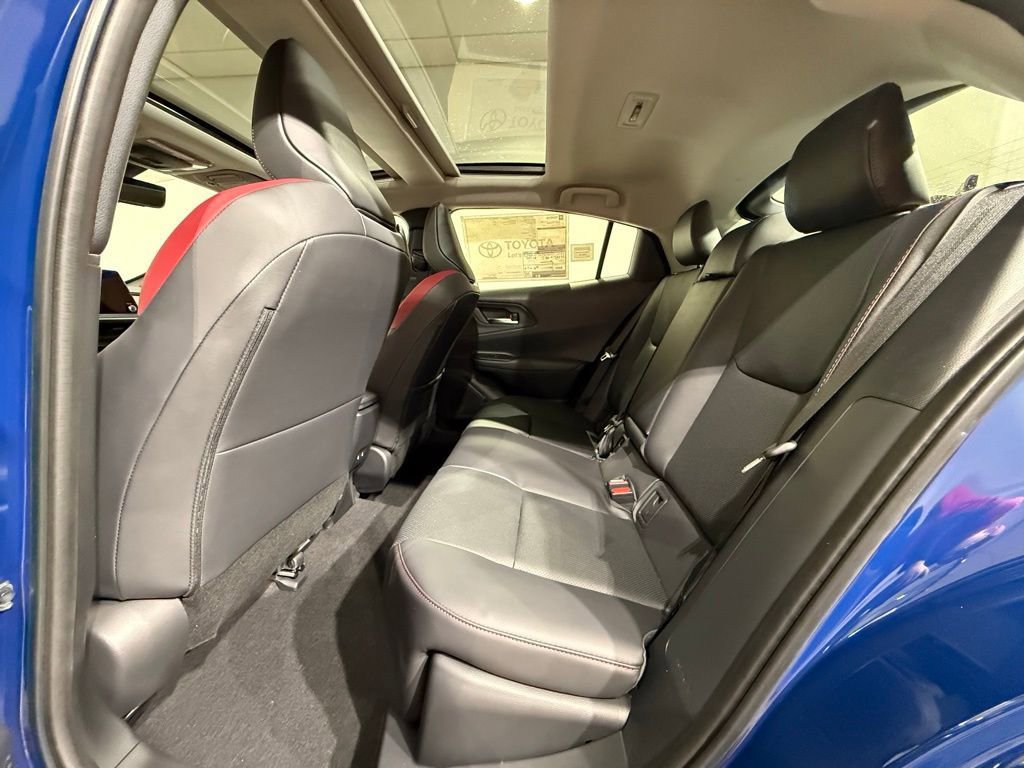 New 2026 Toyota Prius Plug-In Hybrid FWD image 19