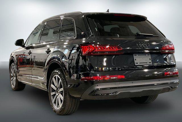 Used 2023 Audi Q7 2.0T Premium Plus w/ Premium Plus Package AWD/4WD image 12