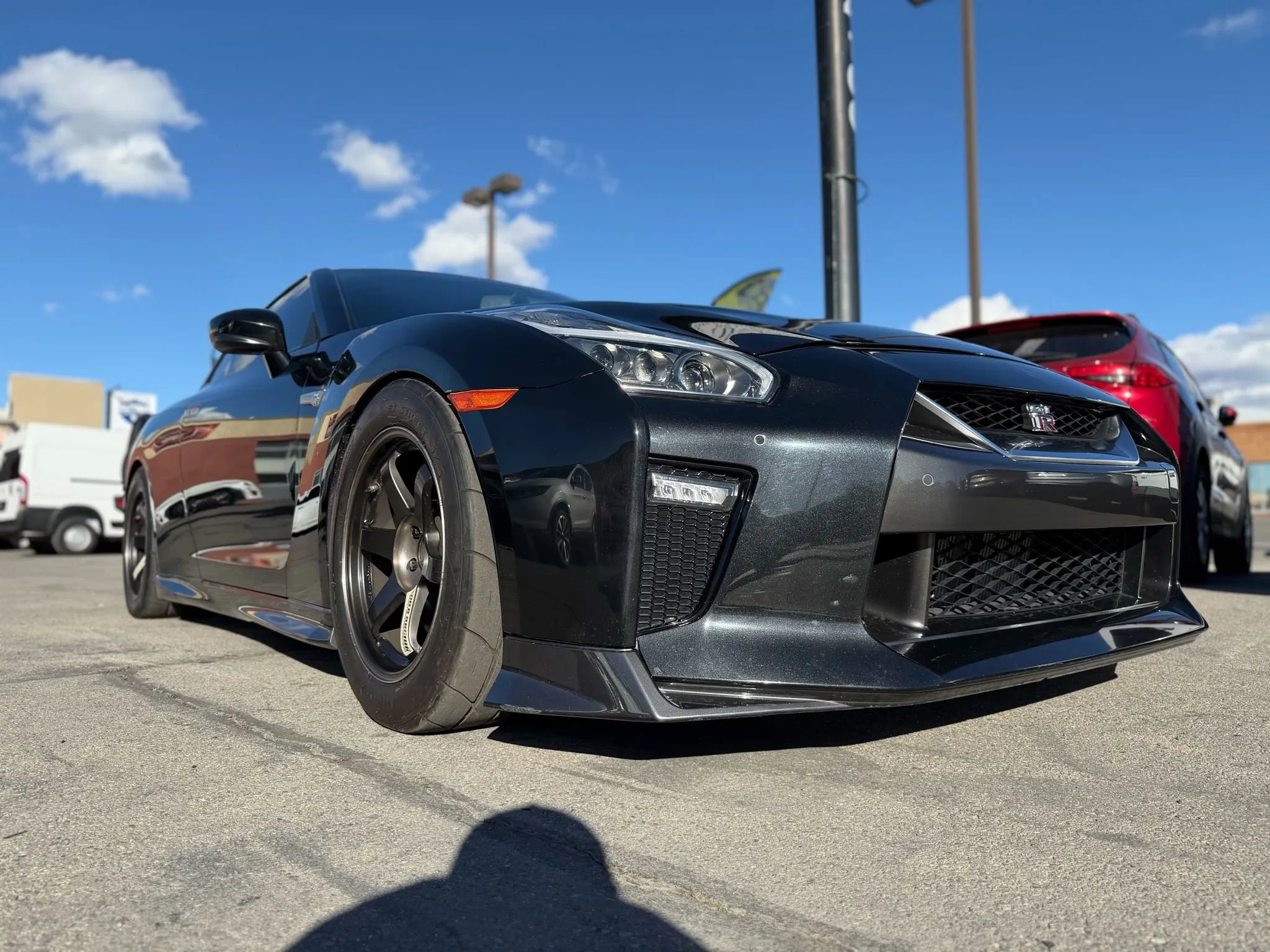 Used 2019 Nissan GT-R Premium w/ Premium Interior Package image 37