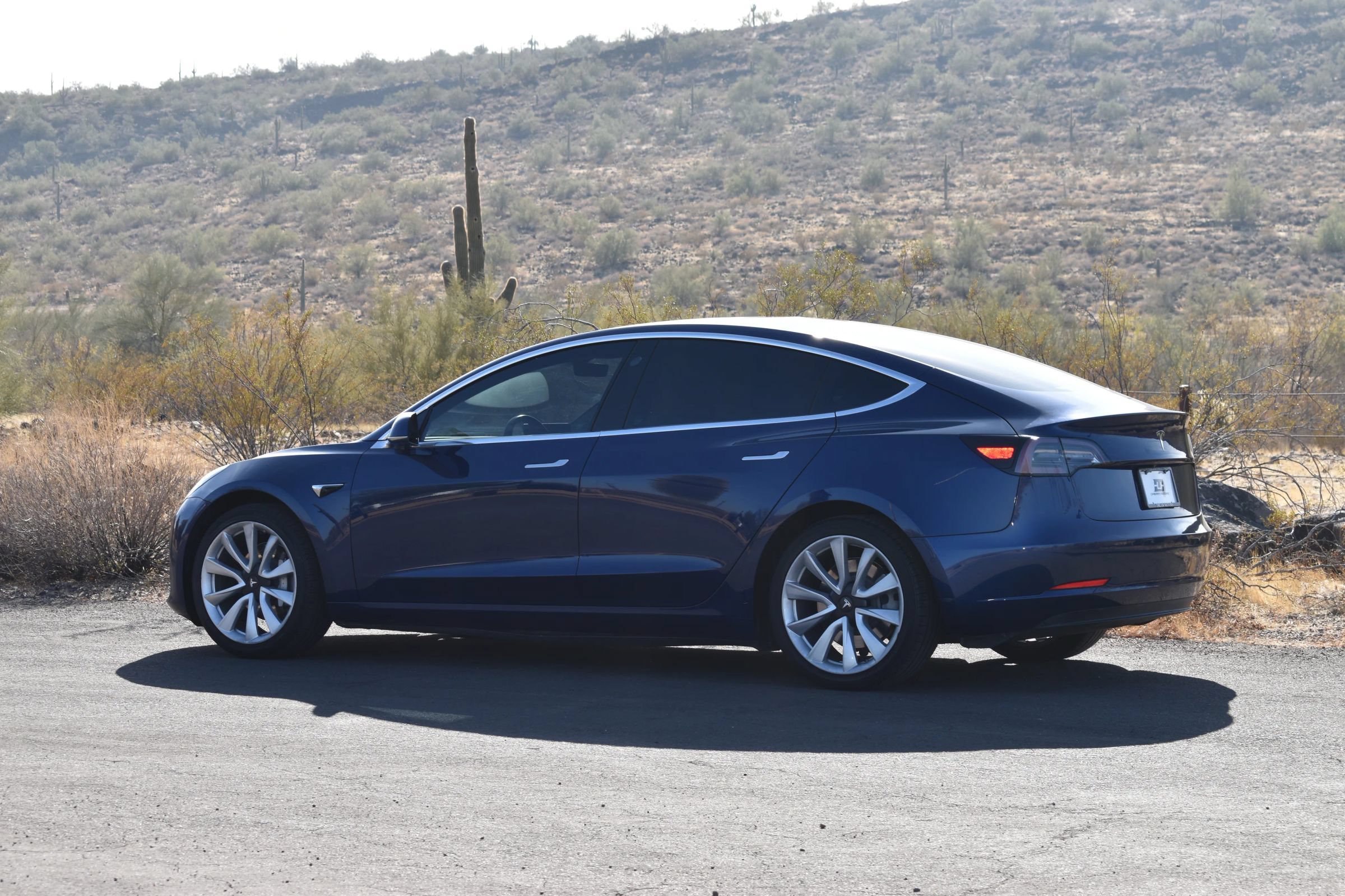 Used 2020 Tesla Model 3 Long Range AWD/4WD image 5
