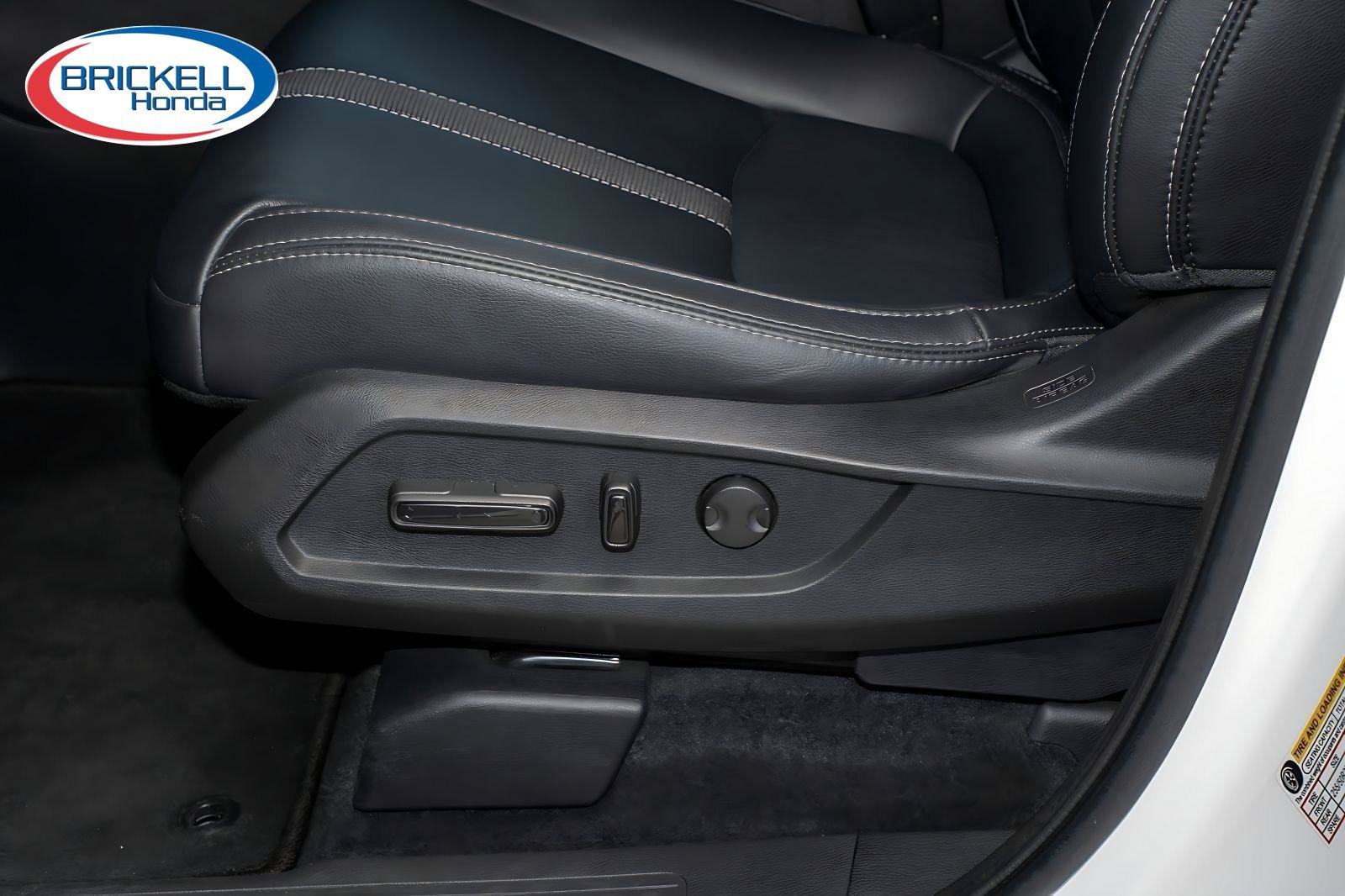 Used 2023 Honda Pilot Touring image 36