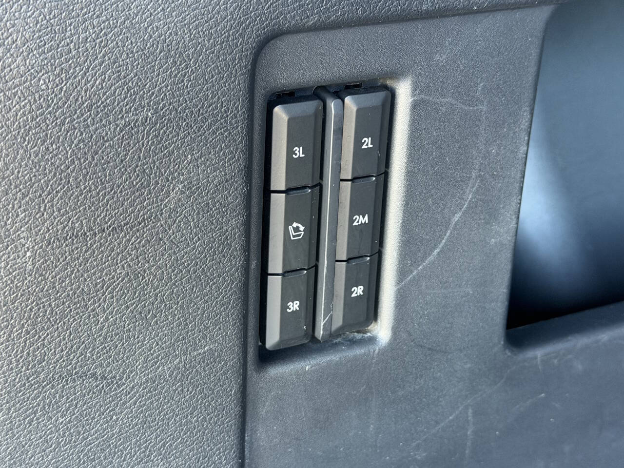 Used 2022 Lincoln Navigator Reserve AWD/4WD image 36