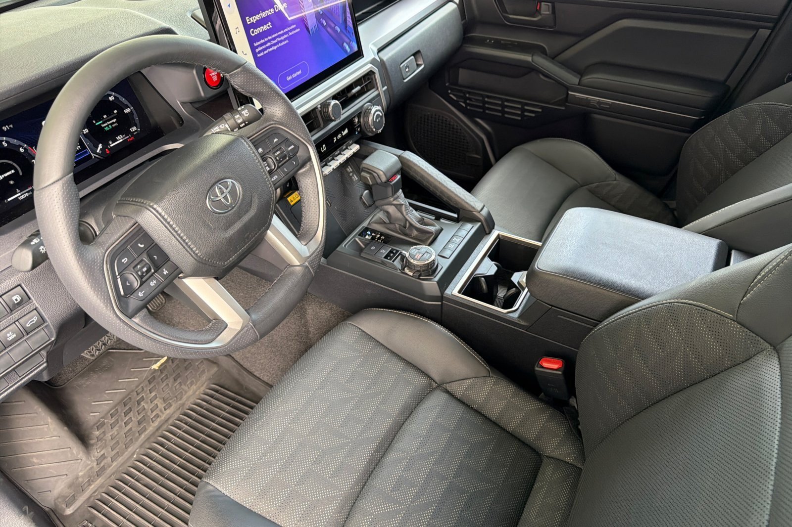 Used 2025 Toyota 4Runner TRD Off-Road Premium AWD/4WD image 9