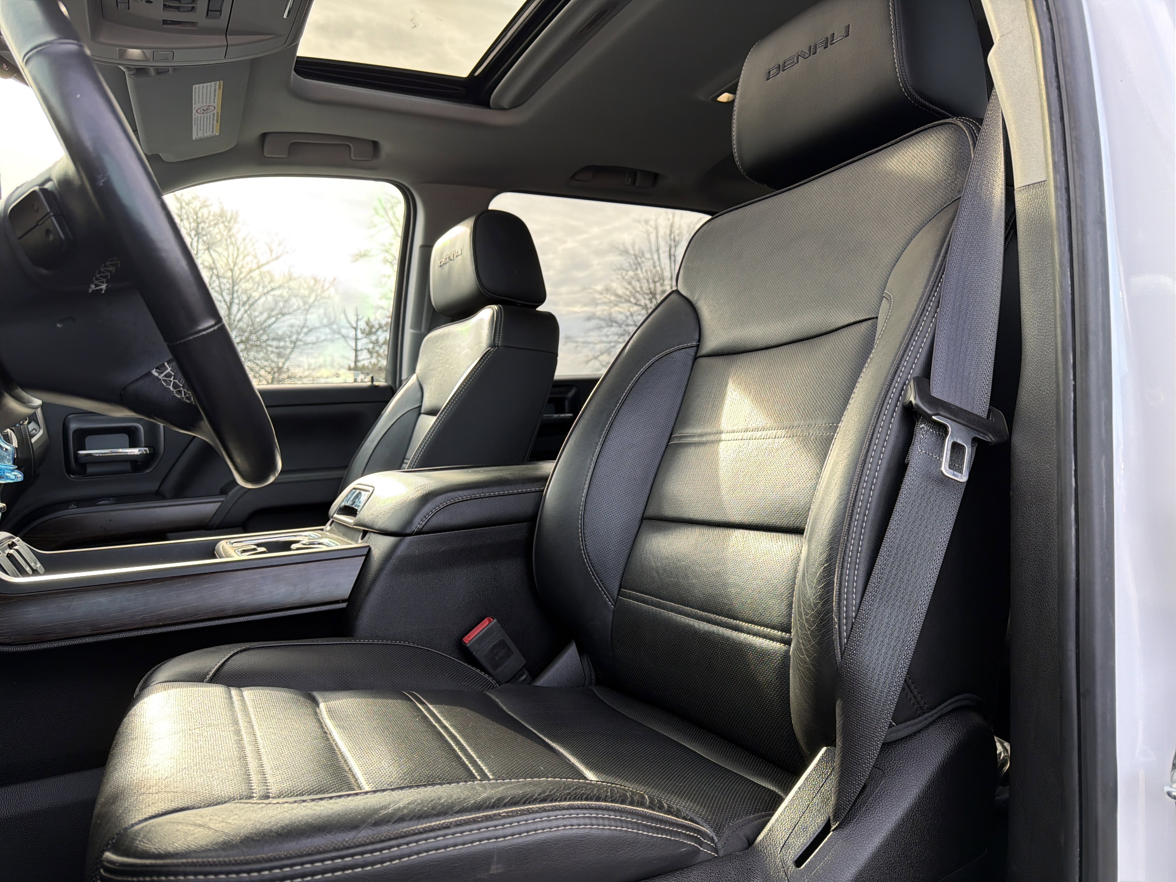 Used 2019 GMC Sierra 2500 Denali w/ Duramax Plus Package image 25