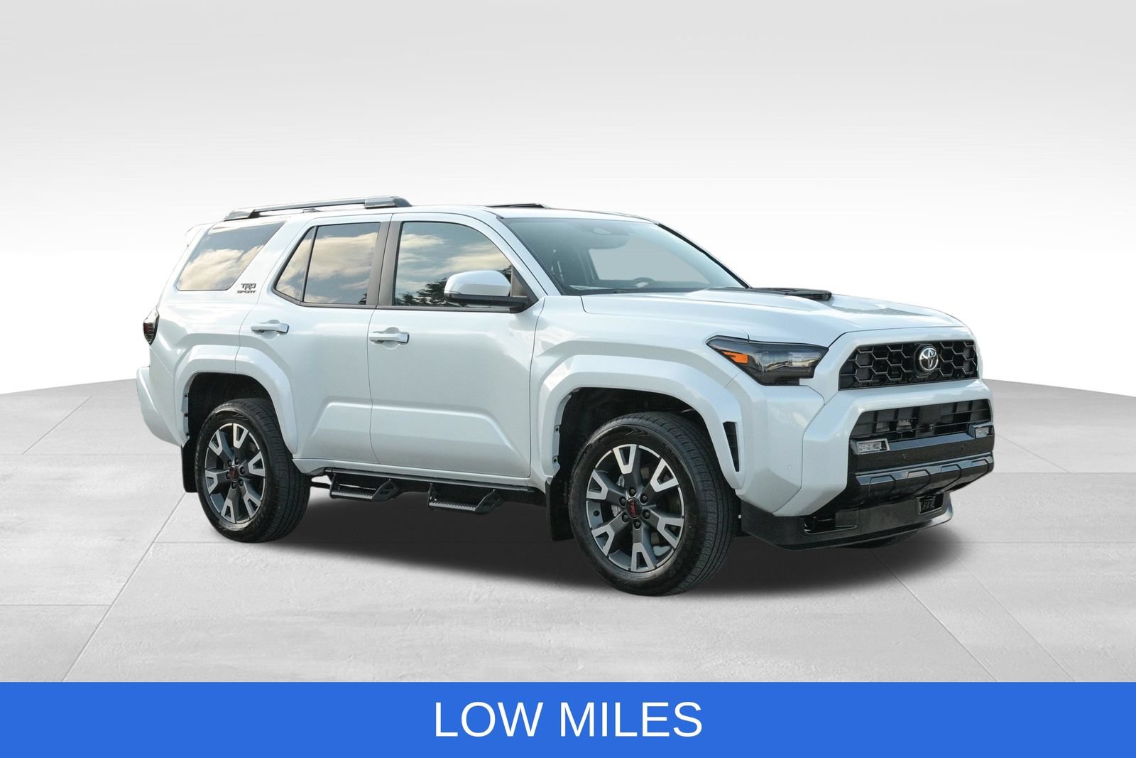 Used 2025 Toyota 4Runner TRD Sport Premium AWD/4WD image 12