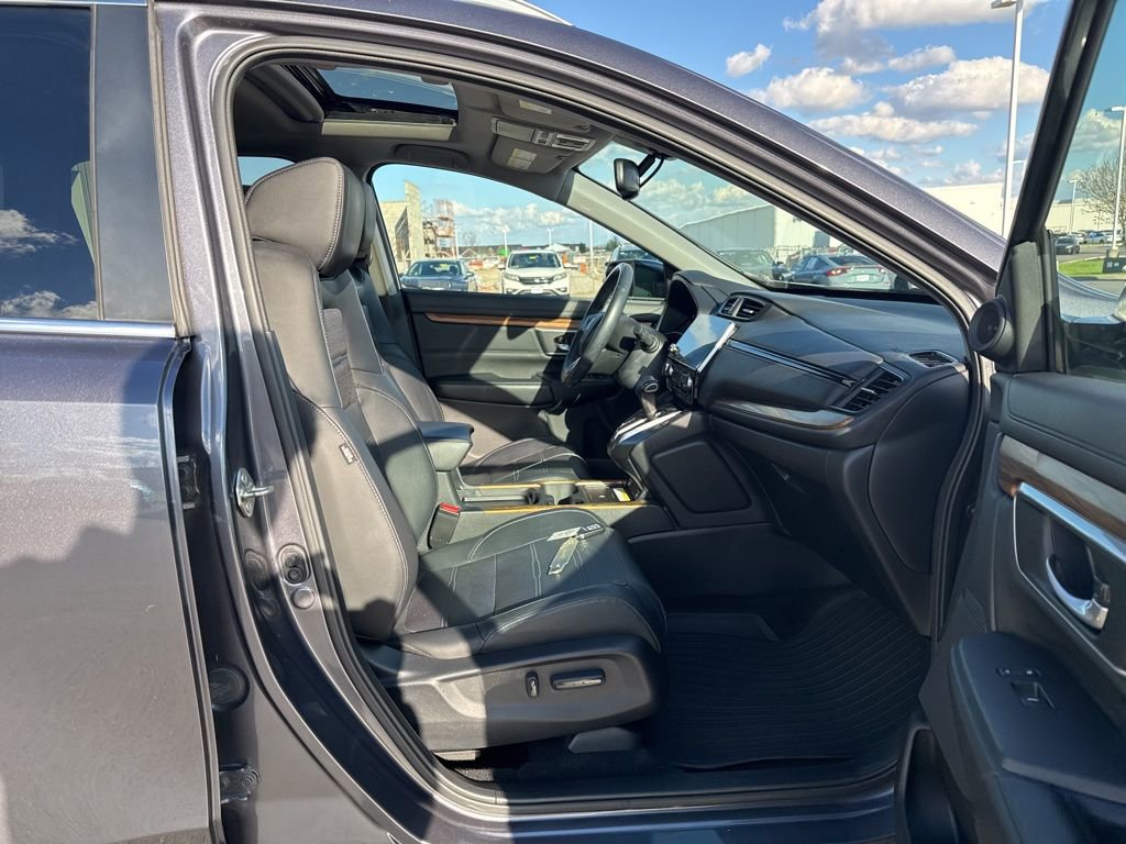 Used 2020 Honda CR-V Touring image 41
