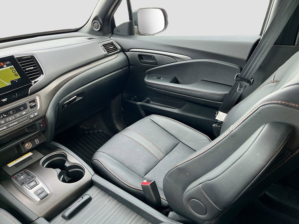 Used 2023 Honda Passport TrailSport image 23