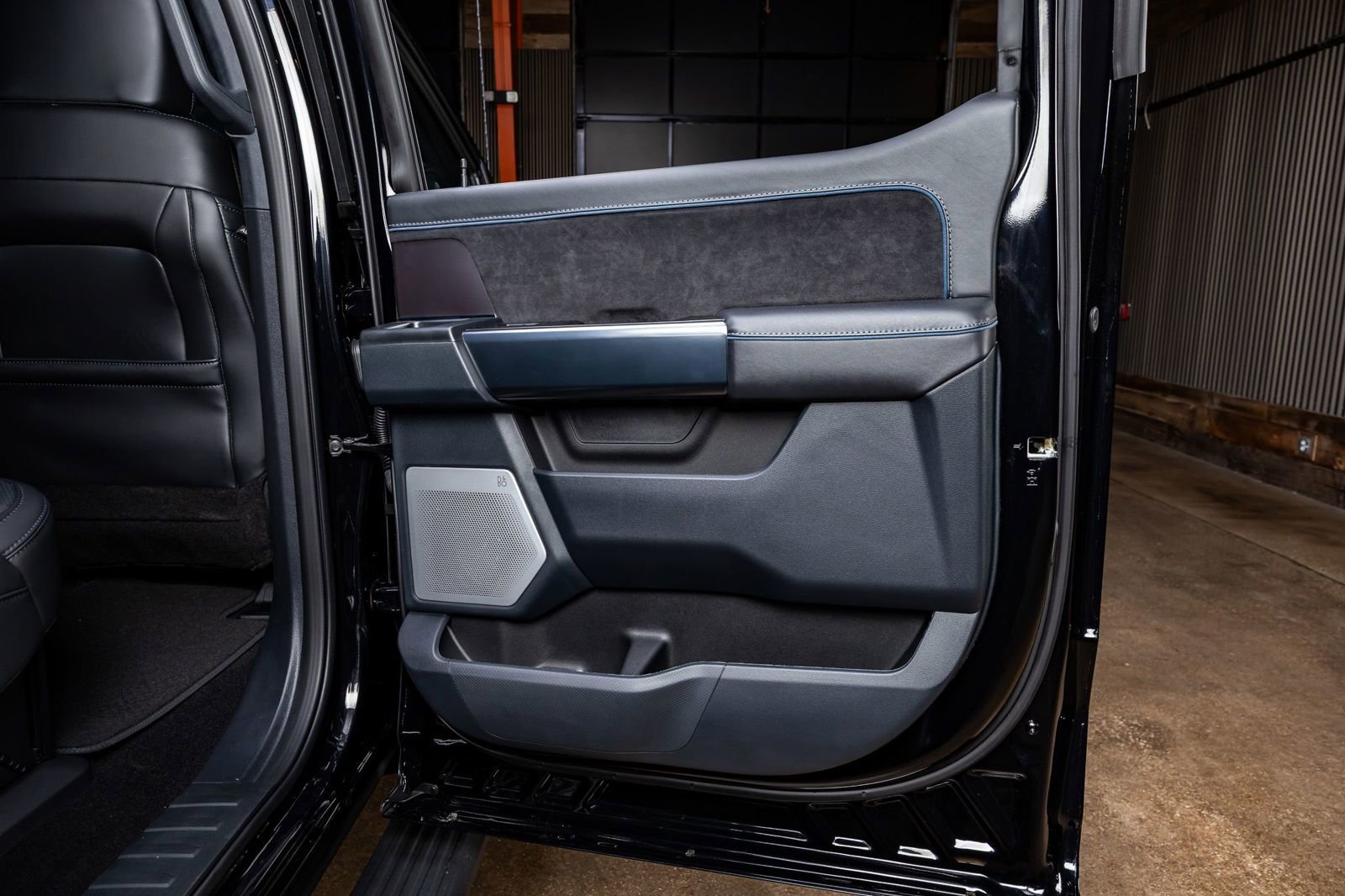 Used 2025 Ford F150 Platinum w/ Equipment Group 702A High image 39