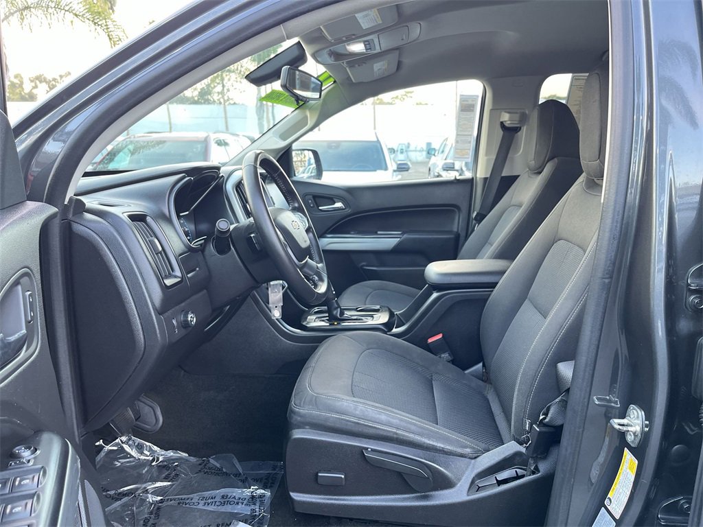 Used 2016 Chevrolet Colorado LT w/ LT Convenience Package image 16