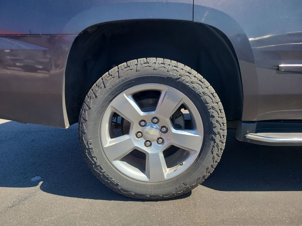 Used 2018 Chevrolet Tahoe Premier AWD/4WD image 17