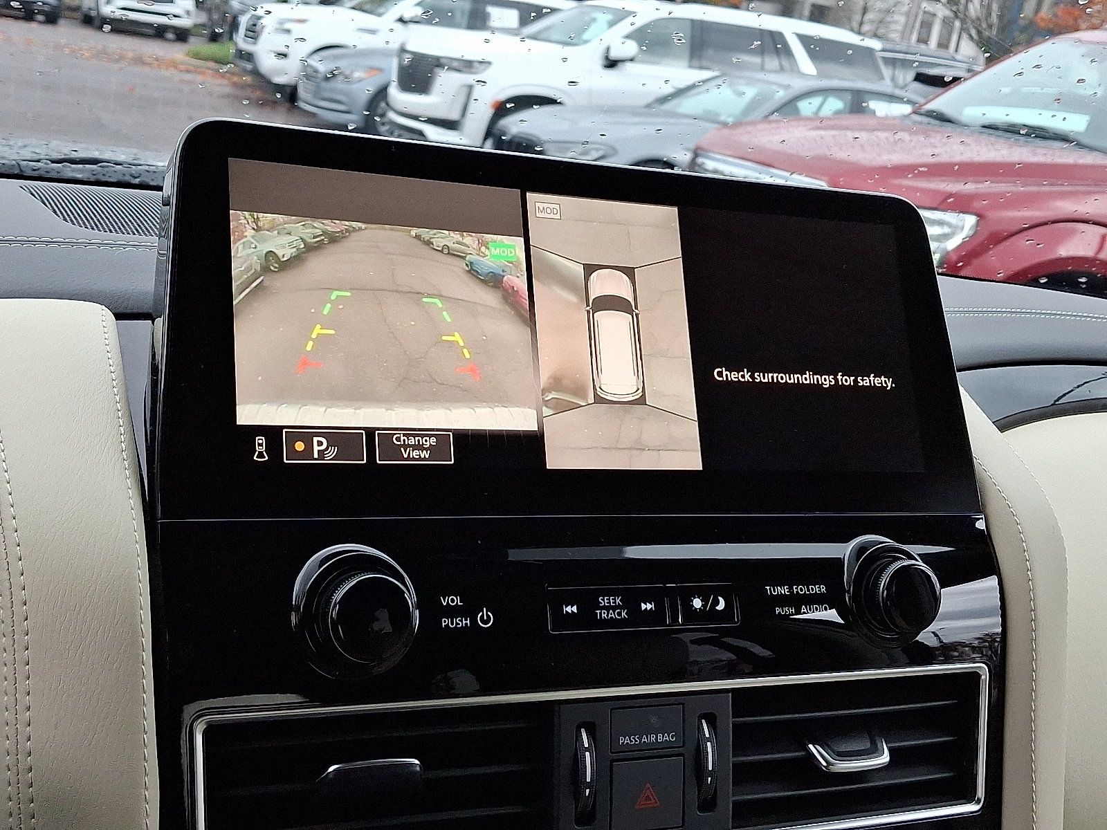 Certified 2024 INFINITI QX80 Luxe w/ Cargo Package image 19