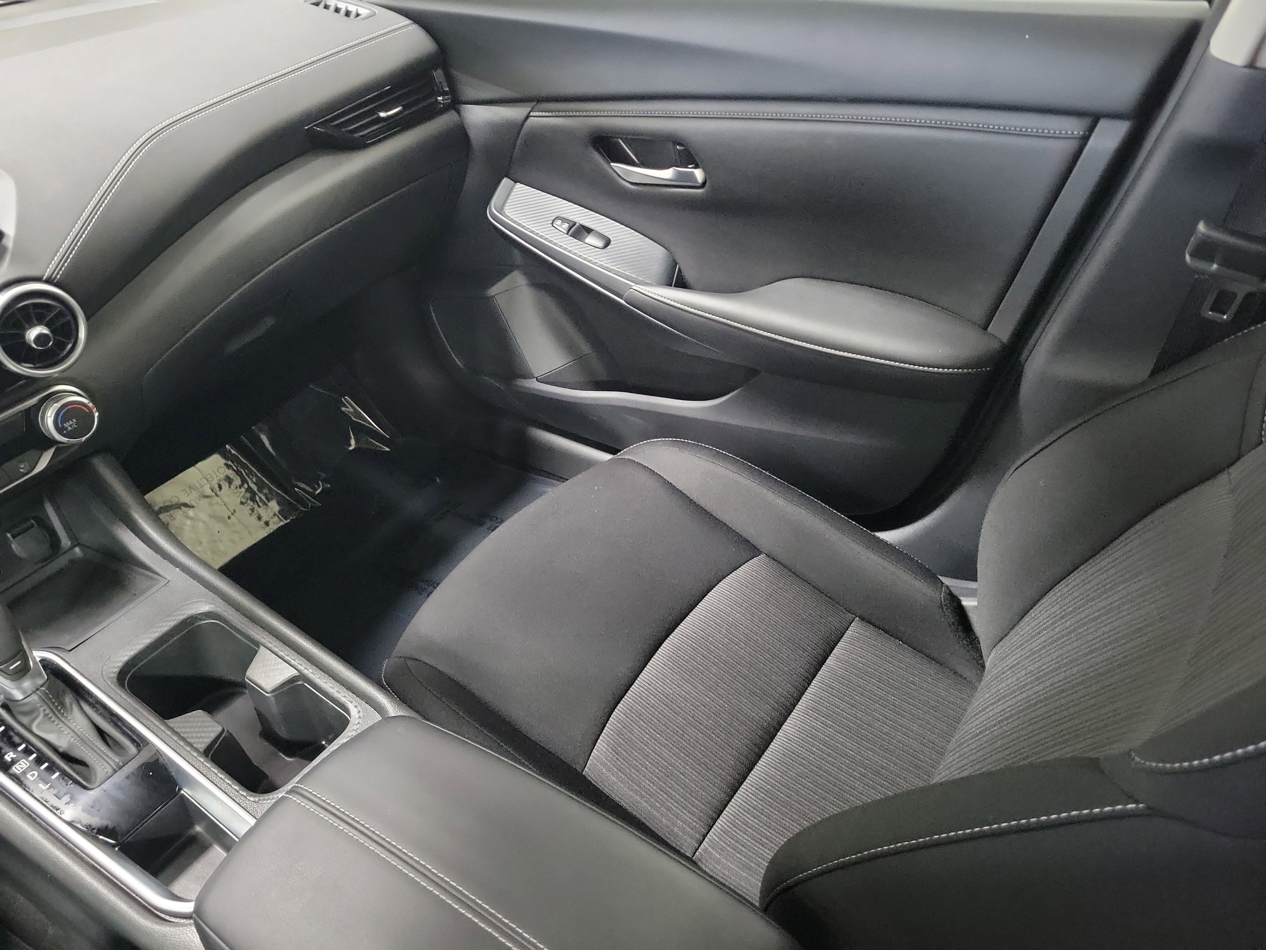 Used 2024 Nissan Sentra SV image 16