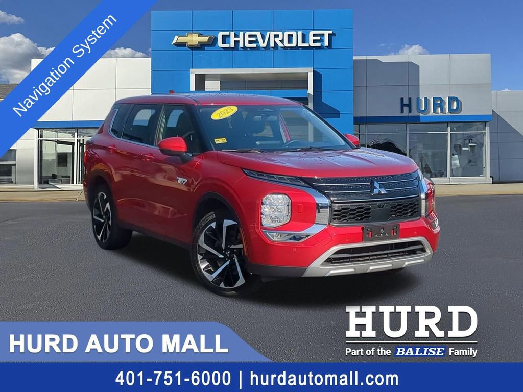 Used 2023 Mitsubishi Outlander SE AWD/4WD image 1