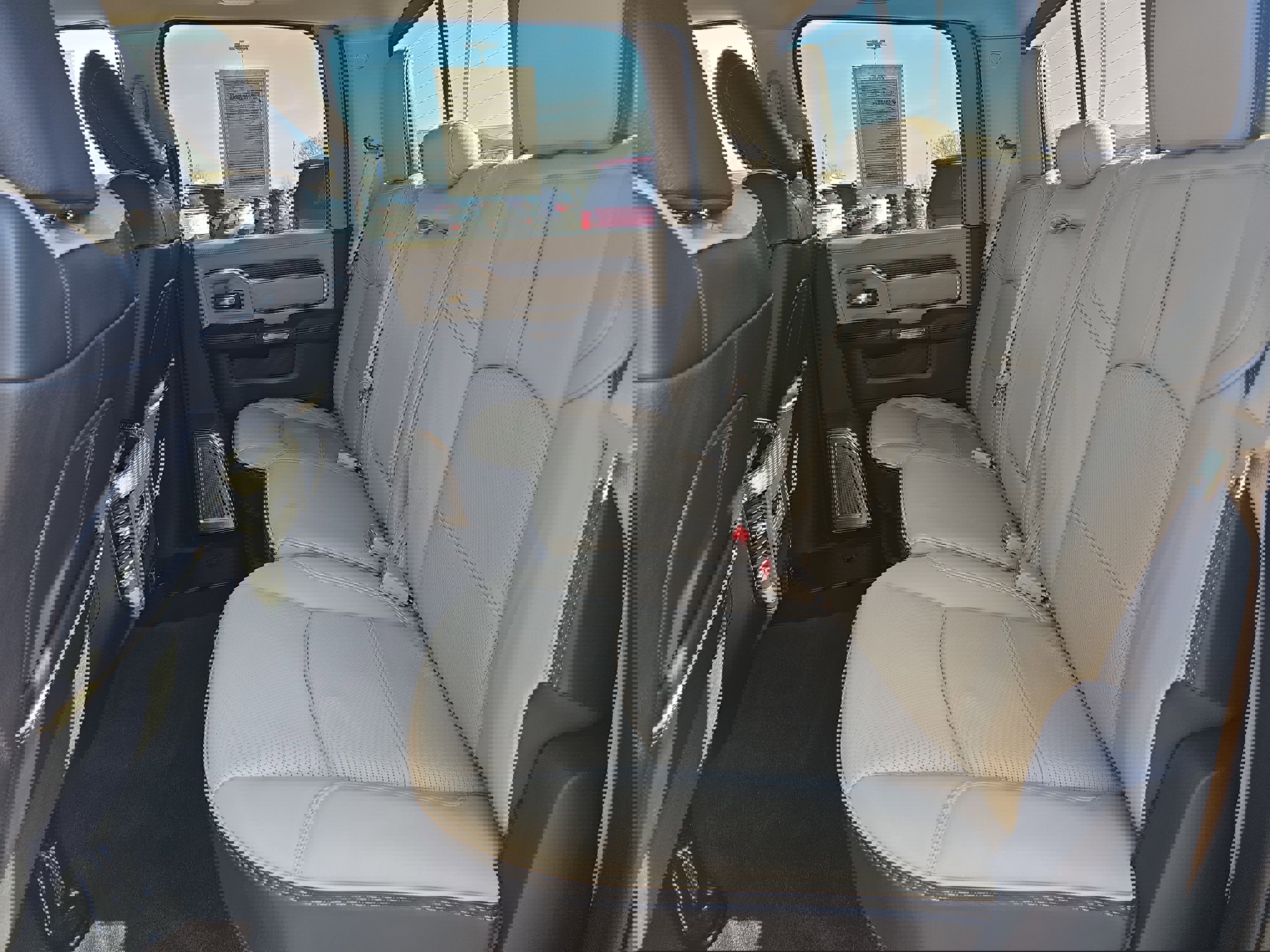 Used 2020 RAM 2500 Limited image 14