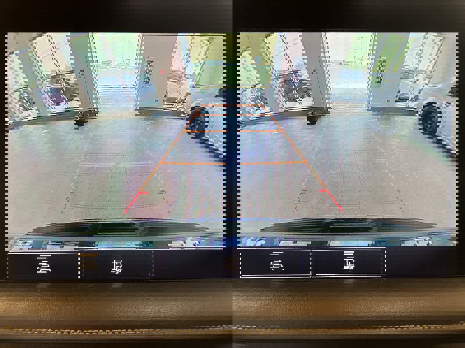 Used 2021 GMC Yukon XL SLT image 22