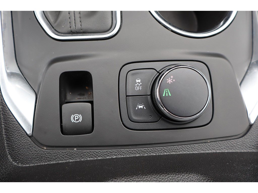 Used 2019 Chevrolet Traverse Premier w/ LPO, Blackout Package image 35