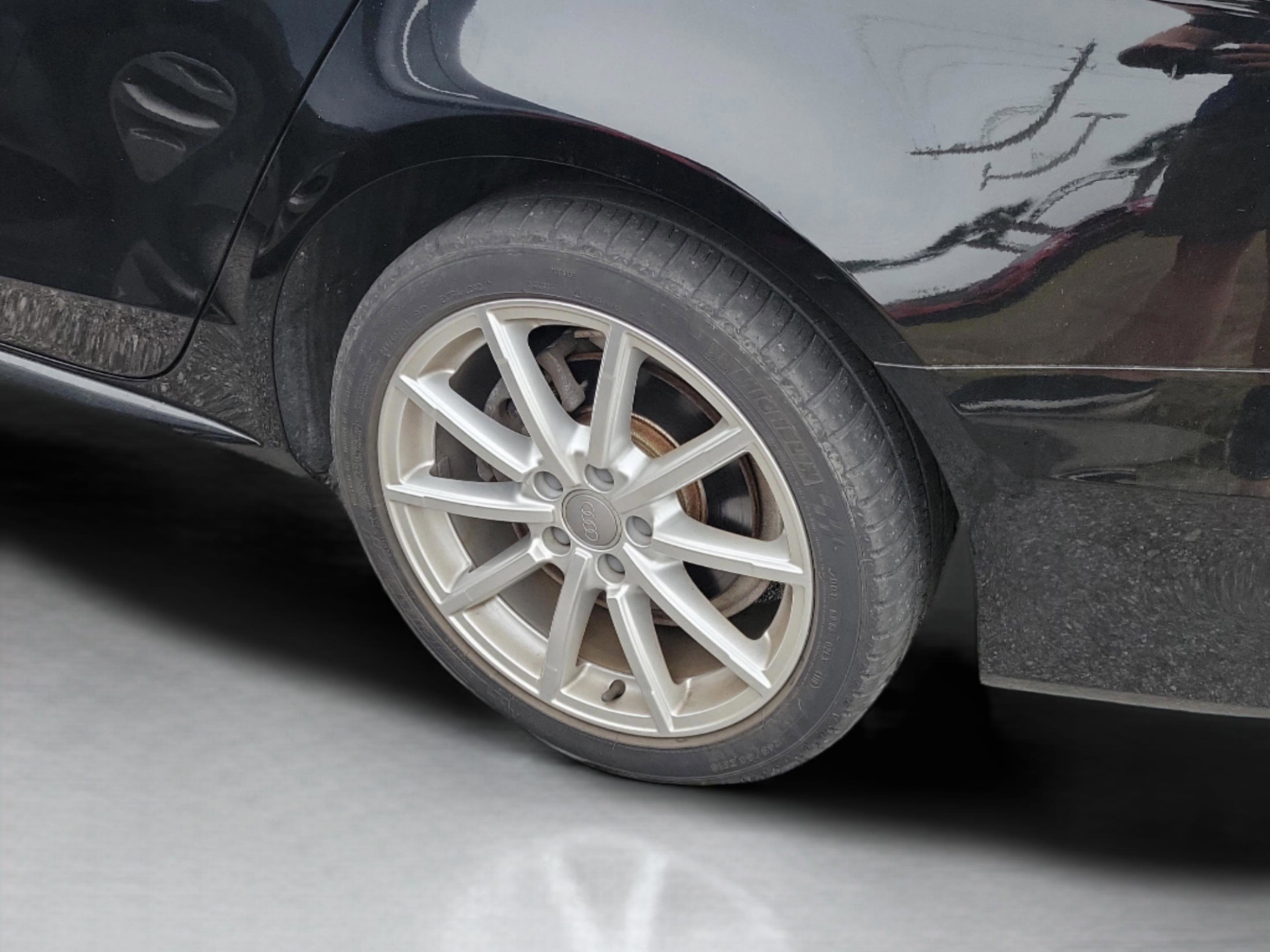 Used 2015 Audi A4 2.0T Premium image 25