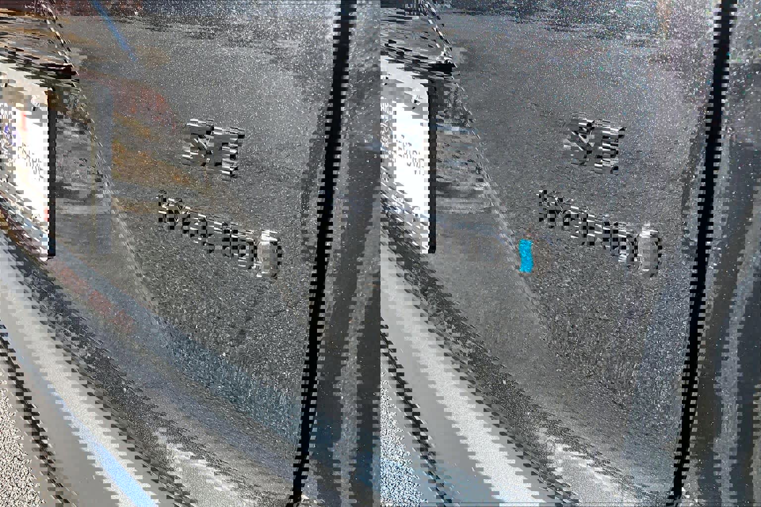 Used 2024 Toyota Corolla Cross SE image 9