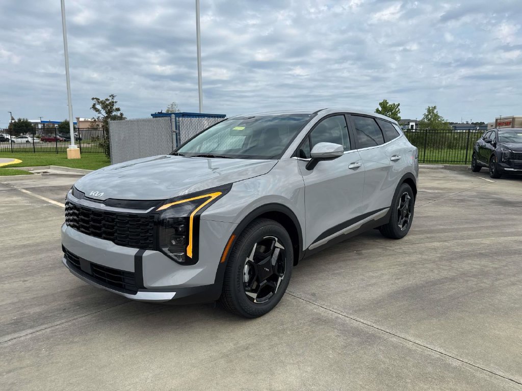 New 2027 Kia Sportage EX FWD image 3