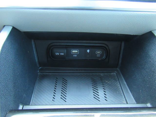 Used 2023 Kia Sportage EX image 44