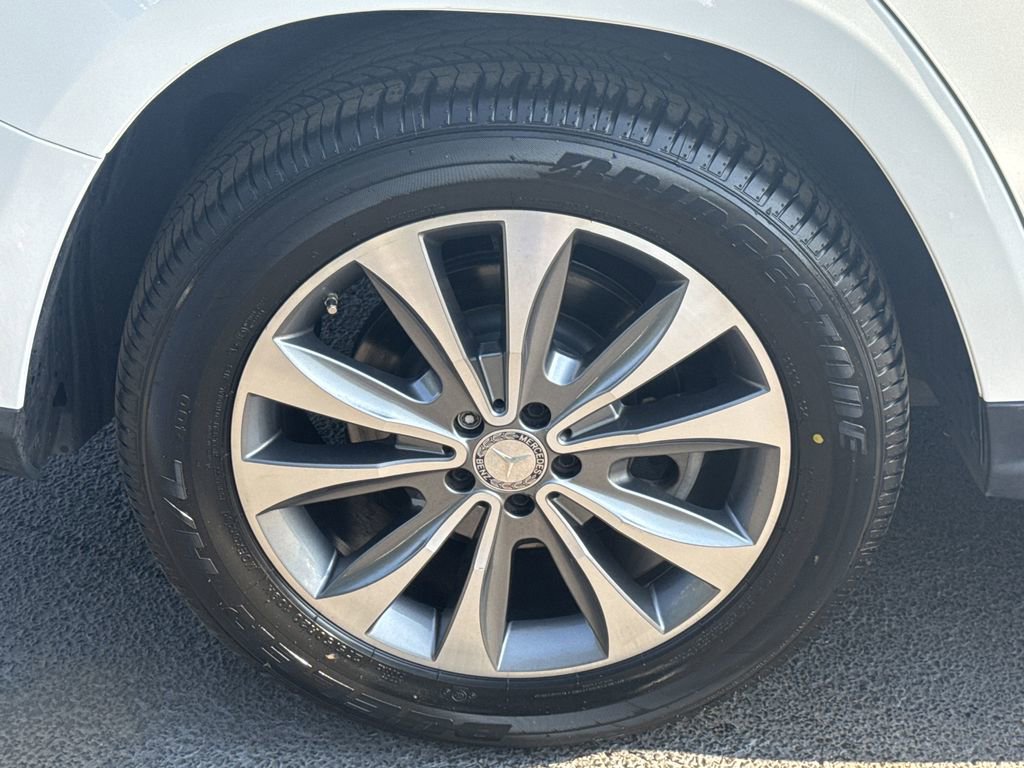 Used 2016 Mercedes-Benz GL 450 4MATIC image 16