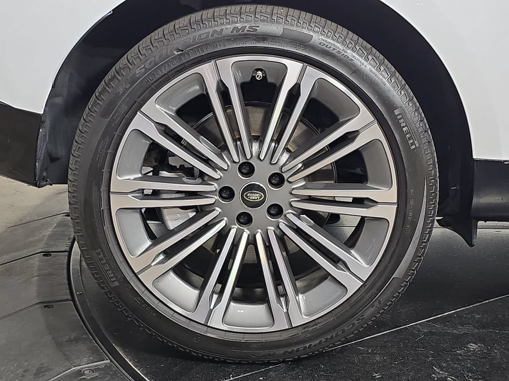 Used 2025 Land Rover Range Rover SE AWD/4WD image 29
