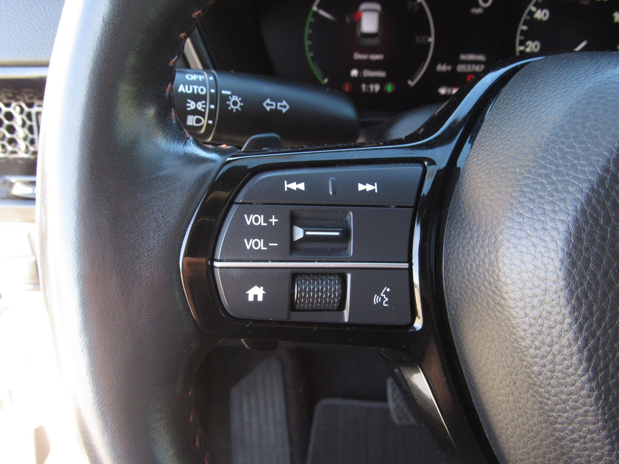 Used 2023 Honda CR-V Sport Touring image 28