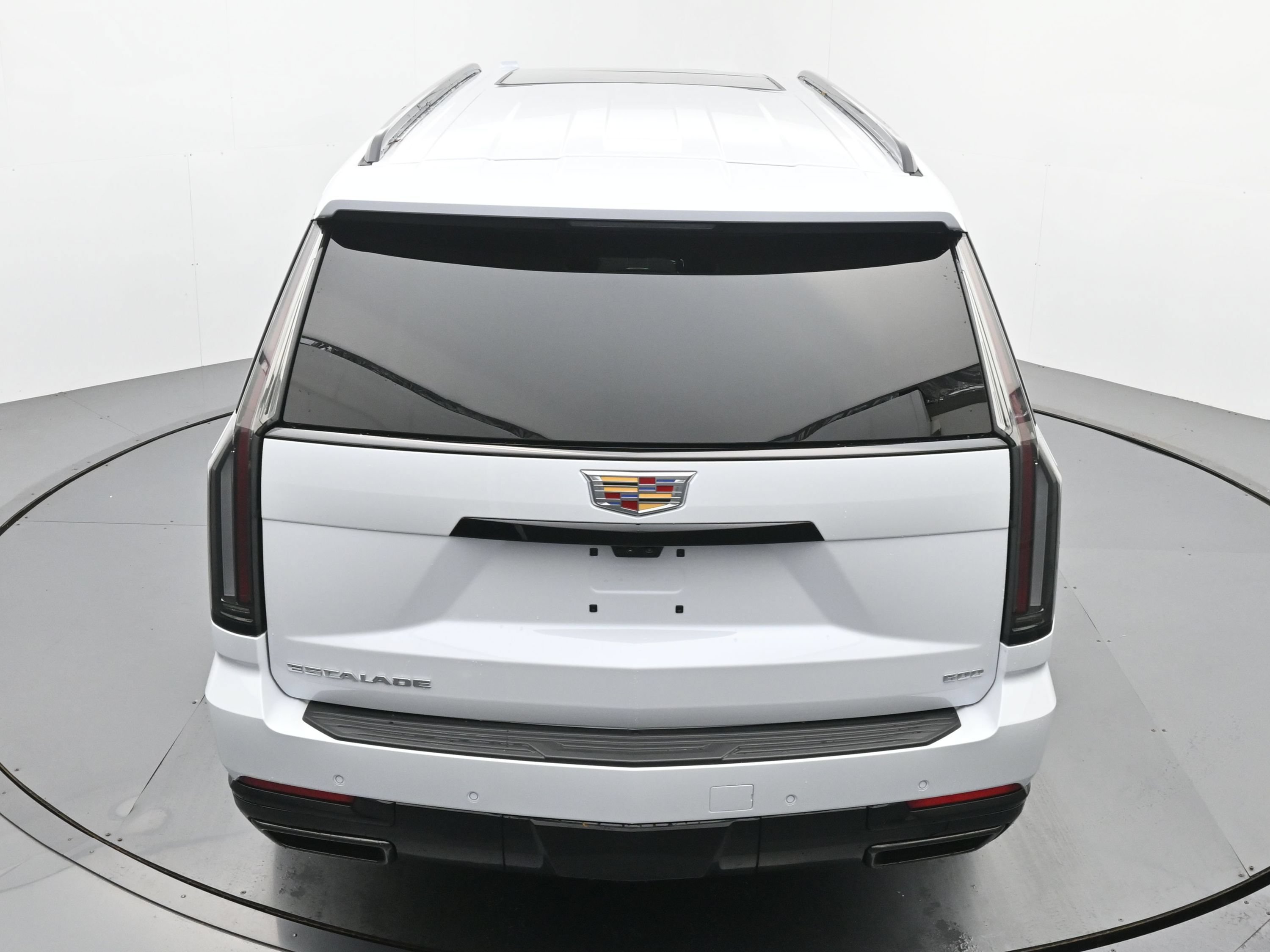 New 2026 Cadillac Escalade ESV Sport w/ Touring Package AWD/4WD image 26