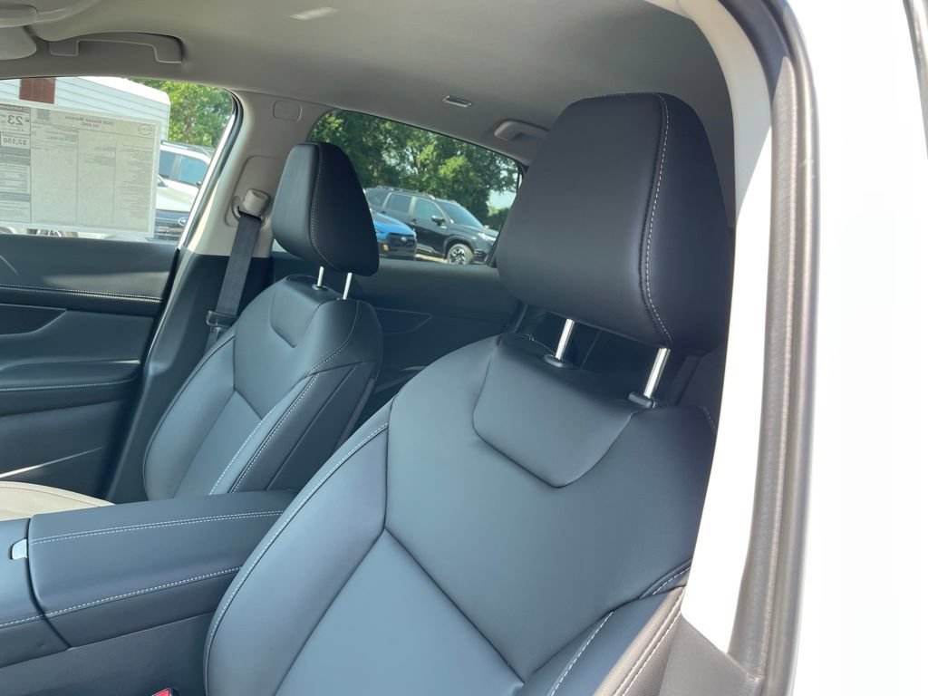 New 2026 Nissan Murano SV AWD/4WD image 10