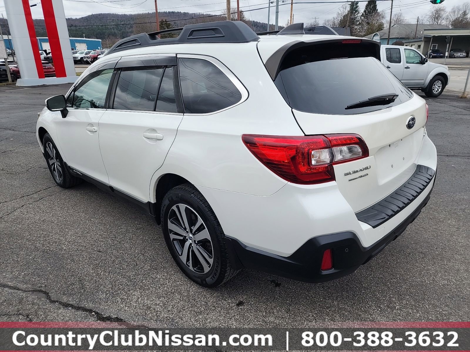 Used 2018 Subaru Outback 2.5i Limited image 6