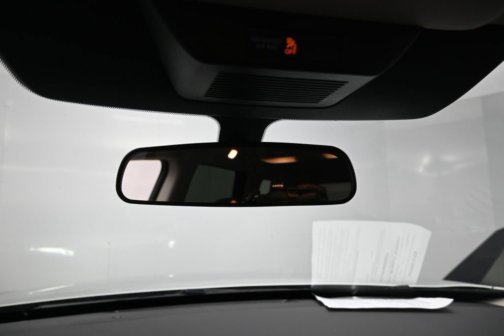 Used 2024 Nissan Pathfinder SV AWD/4WD image 21