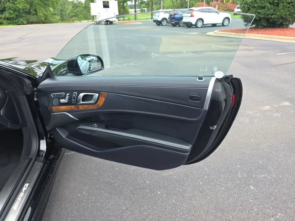 Used 2013 Mercedes-Benz SL 63 AMG image 43