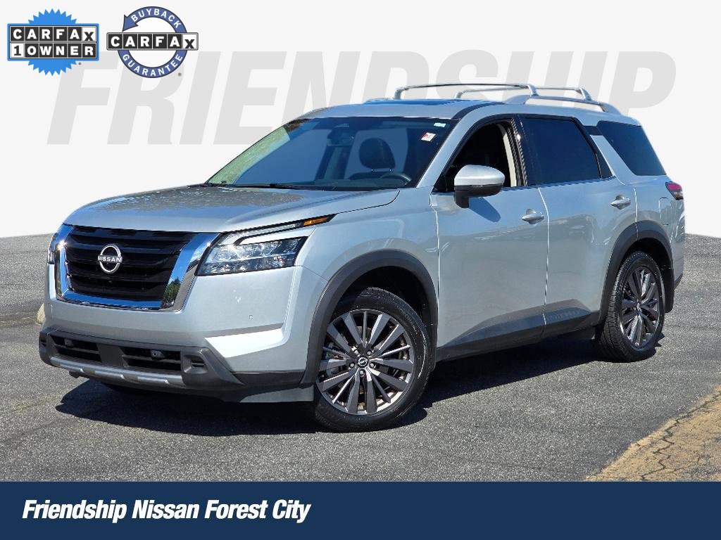 Used 2024 Nissan Pathfinder SL w/ SL Premium Package