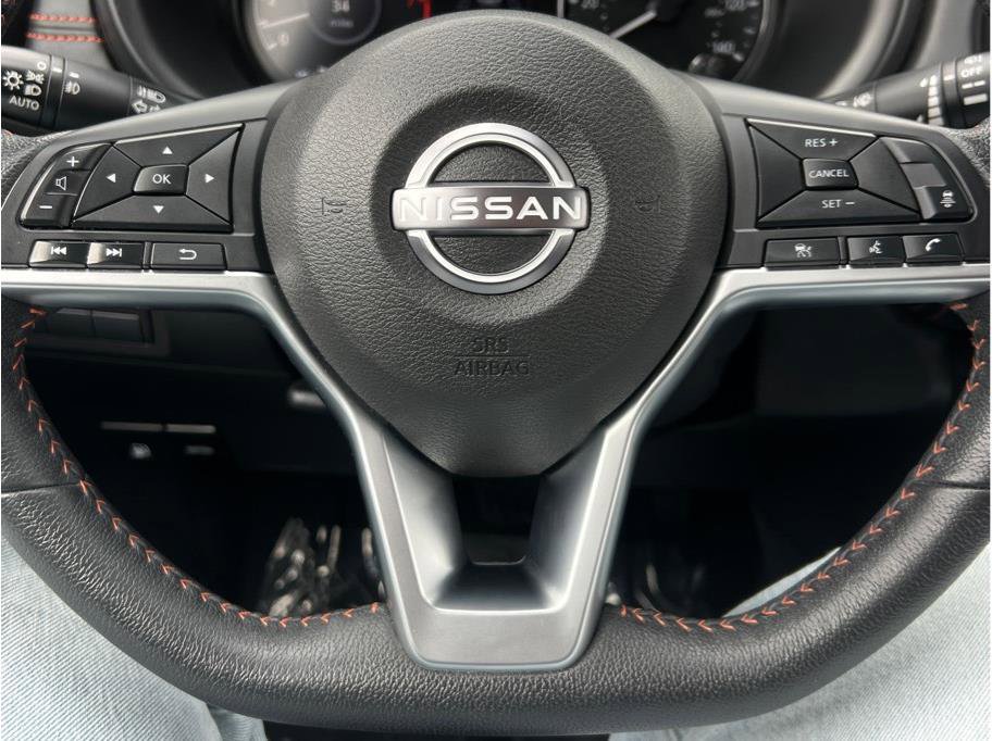 Used 2023 Nissan Kicks SR w/ SR Premium Package FWD image 13