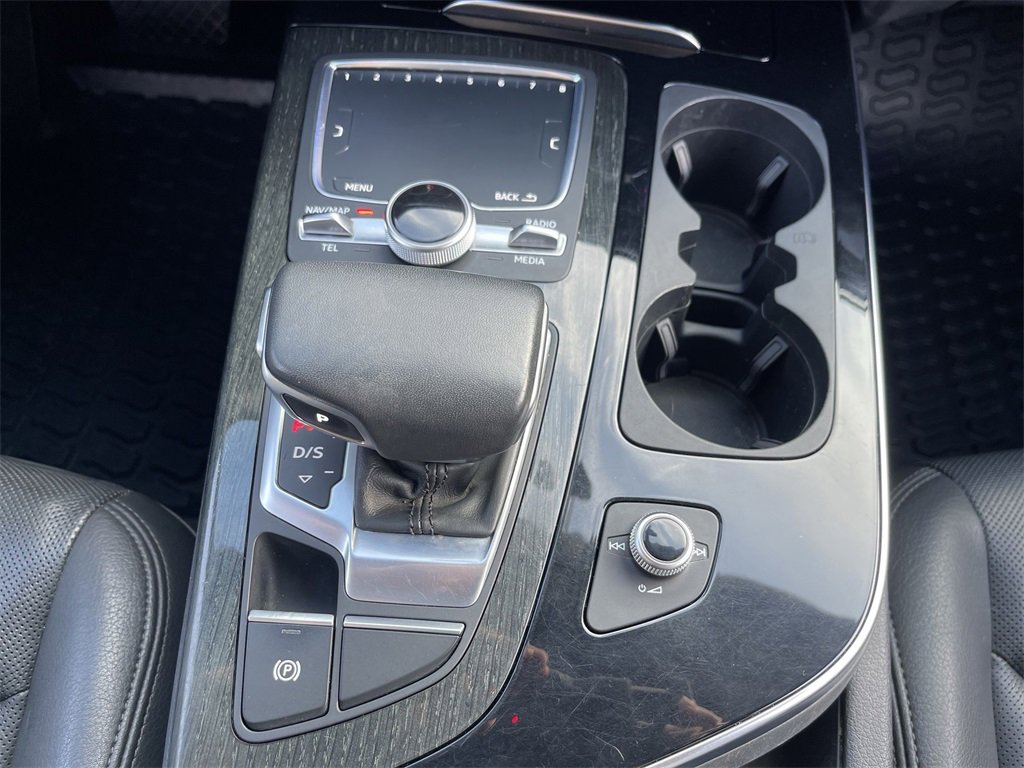 Used 2019 Audi Q7 3.0T Premium Plus w/ Premium Plus Package image 16