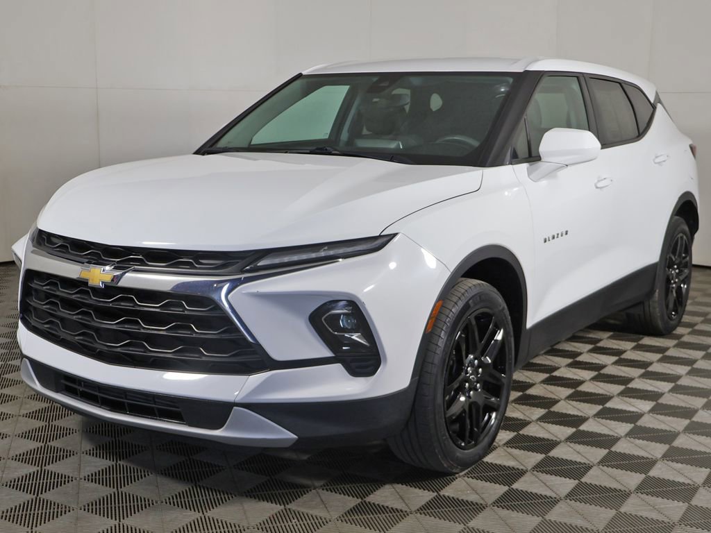 Used 2023 Chevrolet Blazer LT image 5