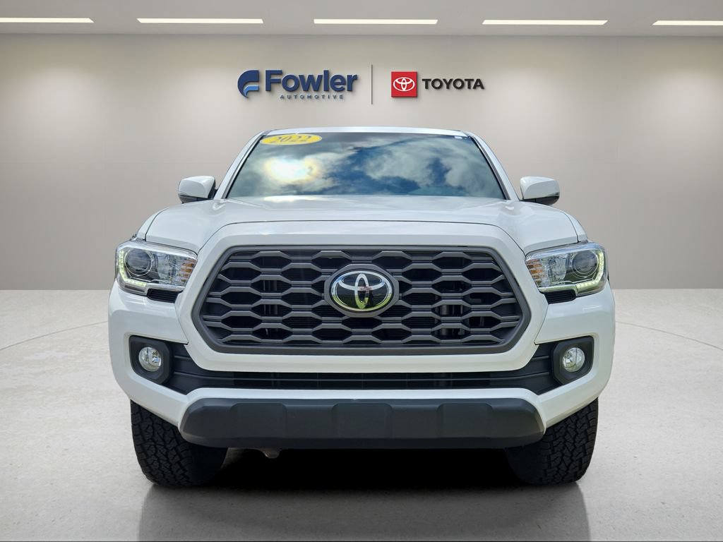 Certified 2022 Toyota Tacoma TRD Off-Road RWD image 2