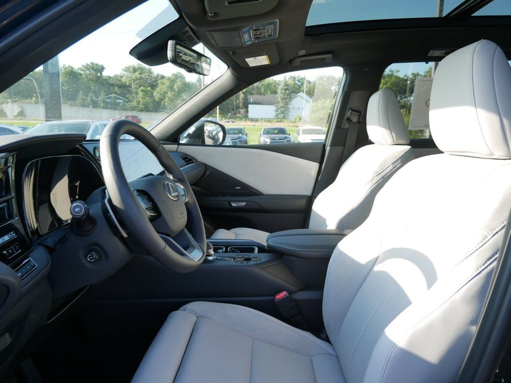 New 2026 Lexus TX 350 AWD image 9