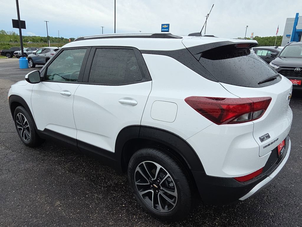 New 2026 Chevrolet TrailBlazer LT w/ Convenience Package FWD image 6