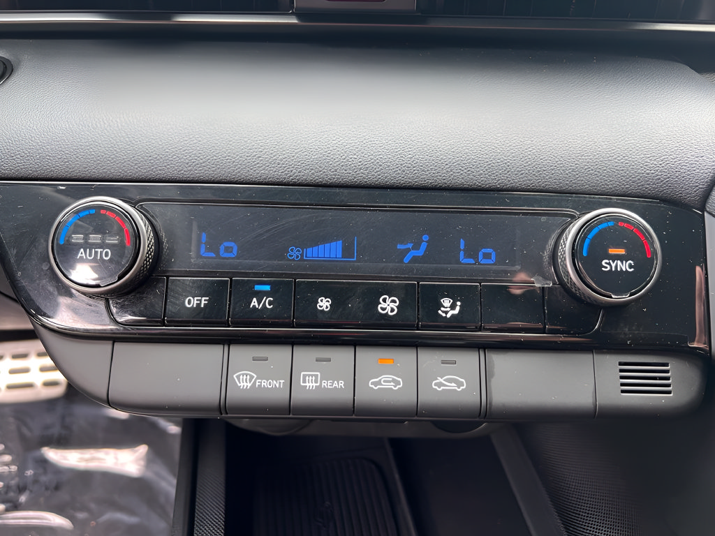 Certified 2026 Hyundai Elantra Sport FWD image 27
