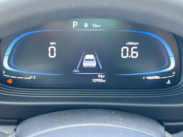 Certified 2024 Hyundai Venue SE FWD image 26