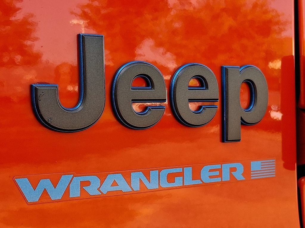 Used 2023 Jeep Wrangler Unlimited AWD/4WD image 29