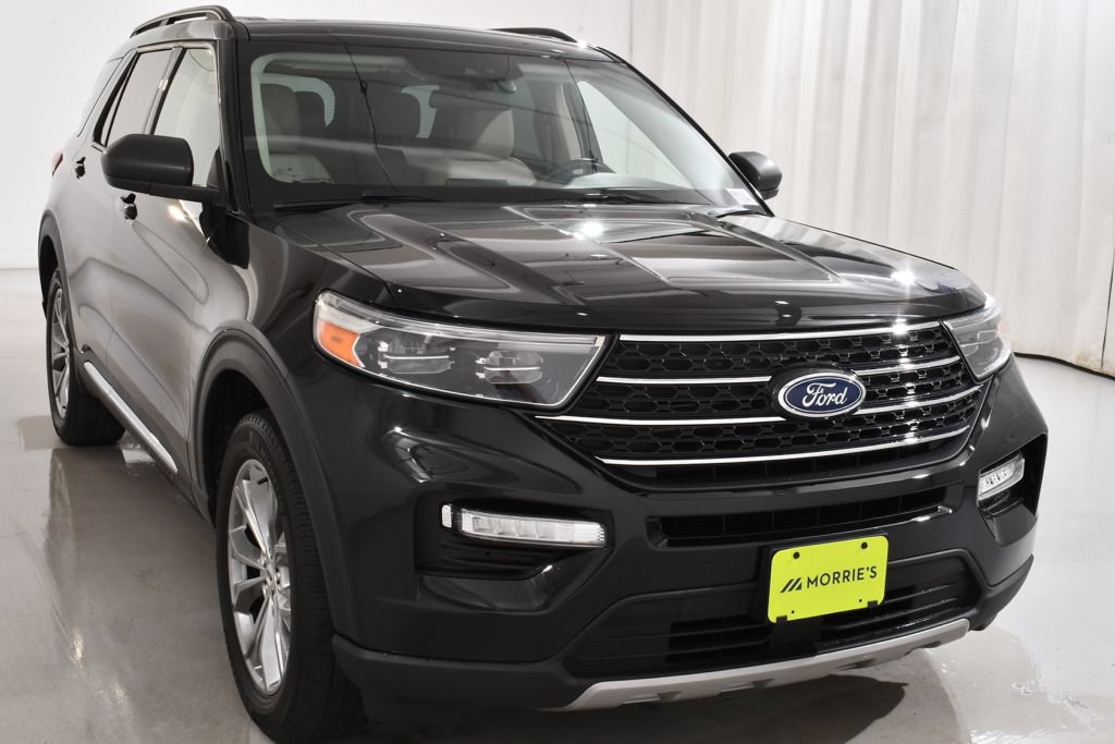 Used 2022 Ford Explorer XLT w/ Equipment Group 202A AWD/4WD image 4