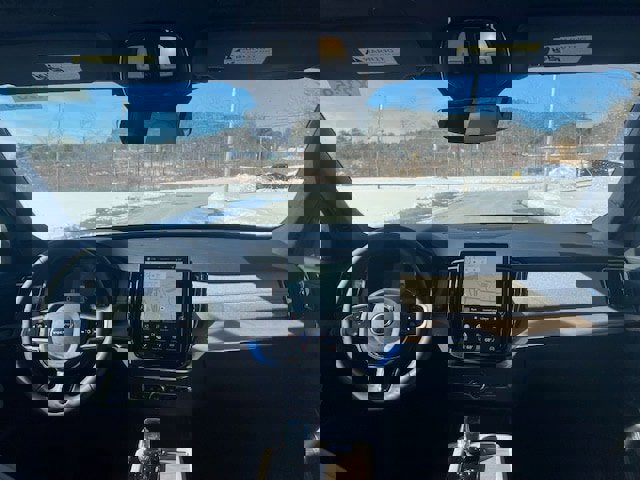 New 2026 Volvo XC90 B6 Plus w/ Protection Package Premier image 11