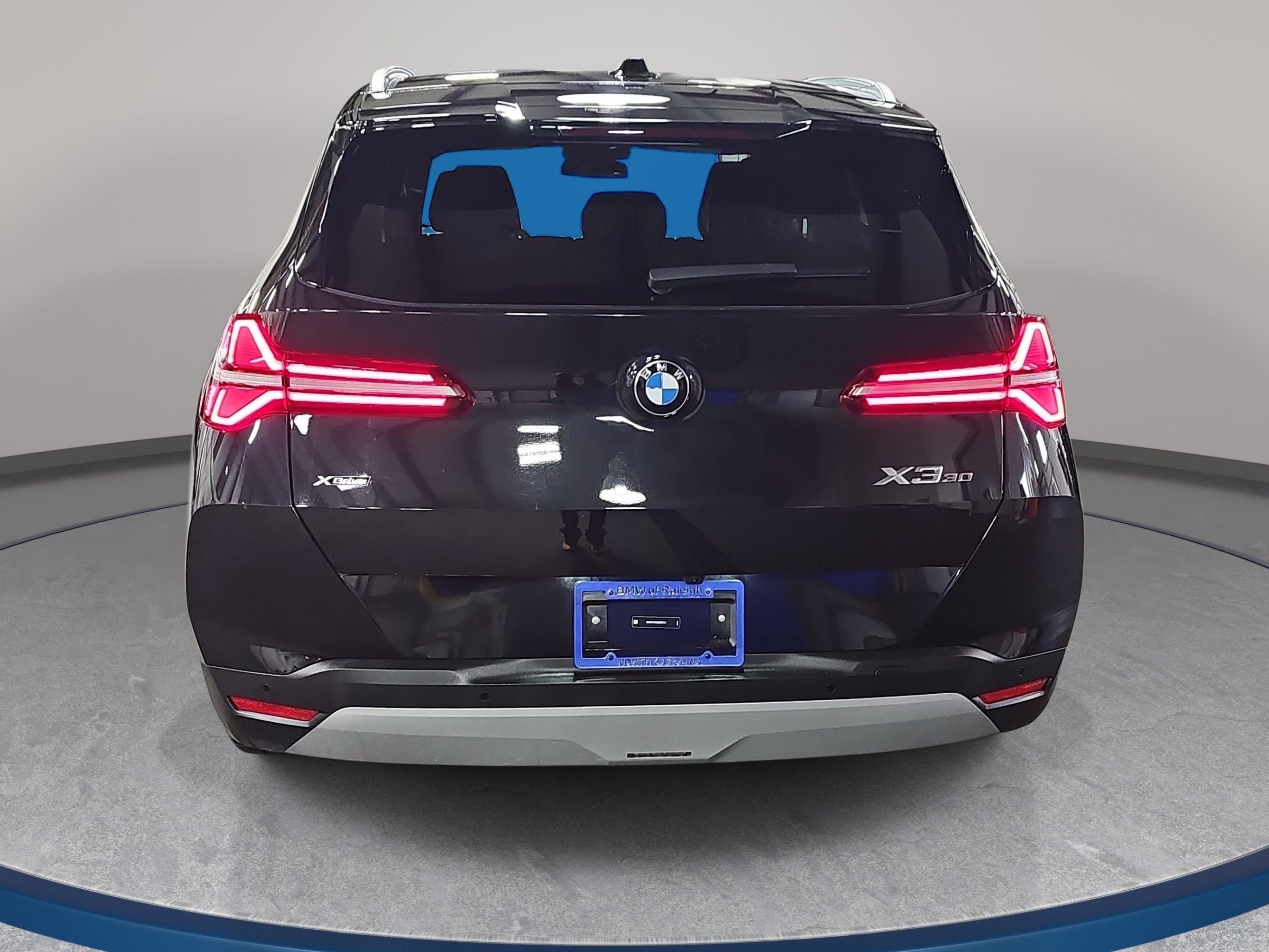 Certified 2025 BMW X3 xDrive30i w/ Premium Package AWD/4WD image 7
