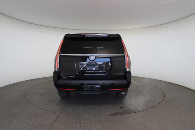Used 2015 Cadillac Escalade Premium image 15